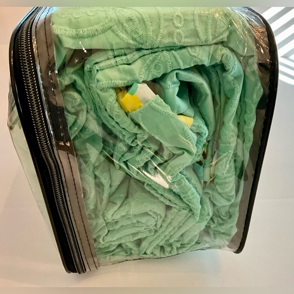 Cottage Fresh Queen Duvet Set by Nanette Lepore - new in original packaging - Picture 9 of 9